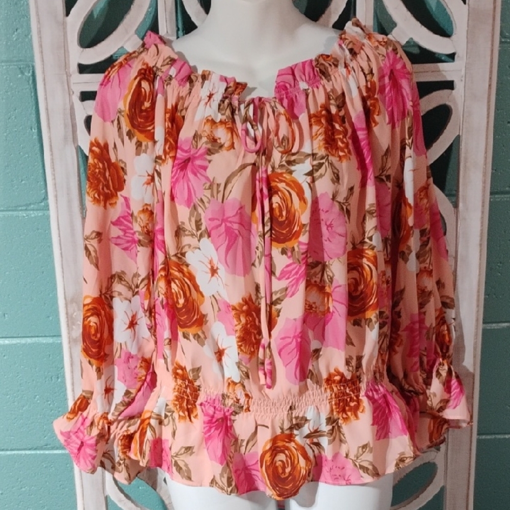 Chic Floral Blouse in Pink and Orange